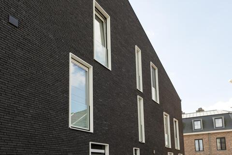 Châssis Aliplast Star 75 sur une façade