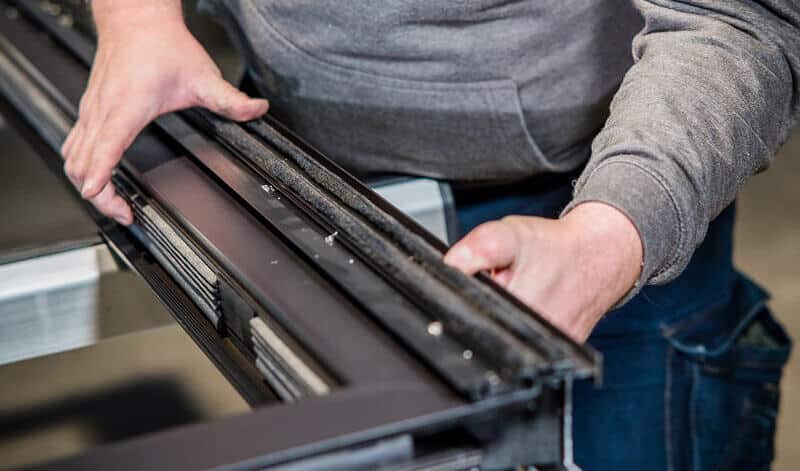 Châssis coulissant en aluminium Aliplast