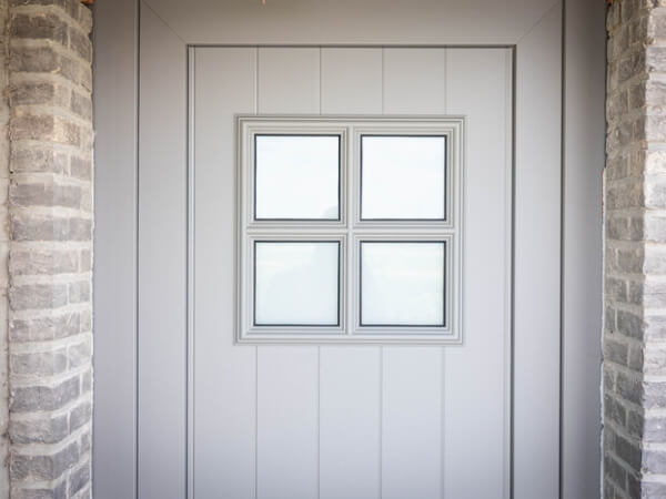 Réalisation de porte en PVC à Chapelle-à-Watines