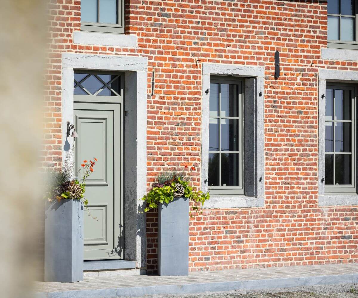 Châssis porte PVC placement à Graty