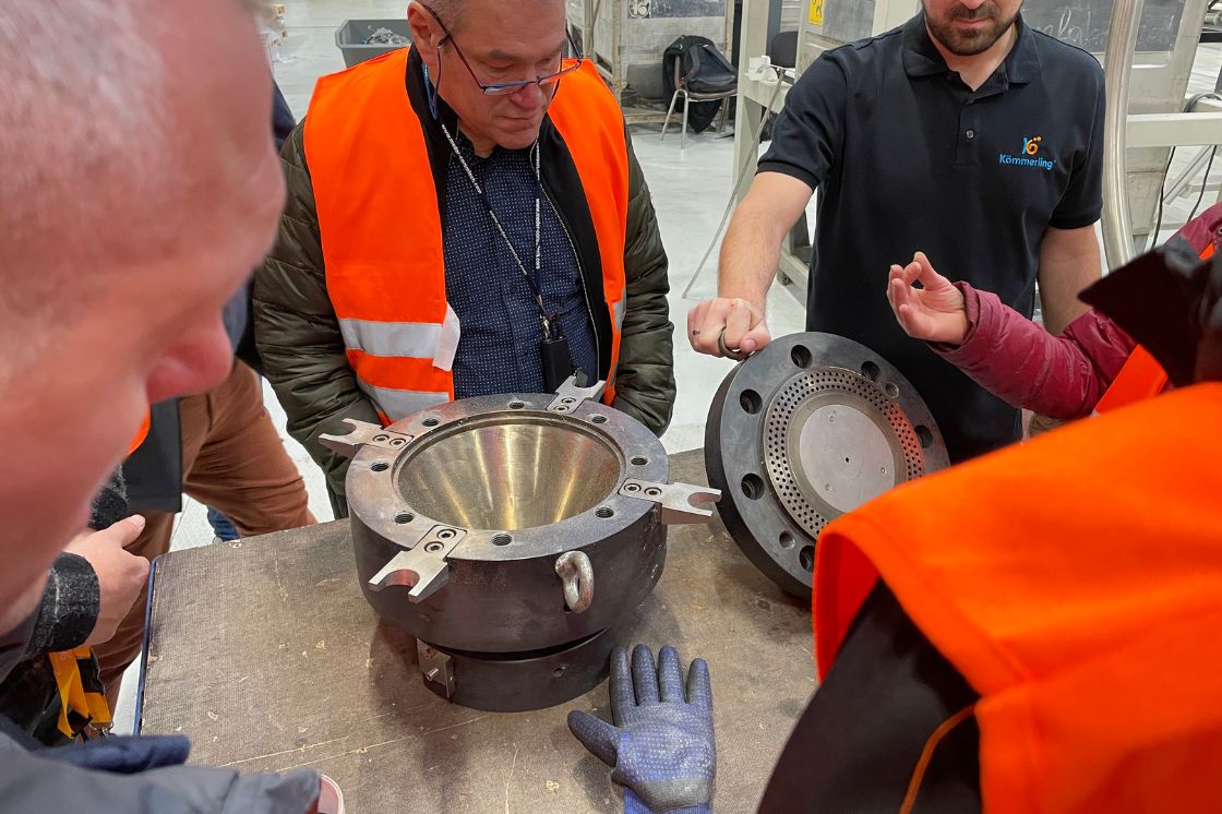 Visiste de l'usine Kömmerling, fournisseur de châssis PVC à Pirmasens