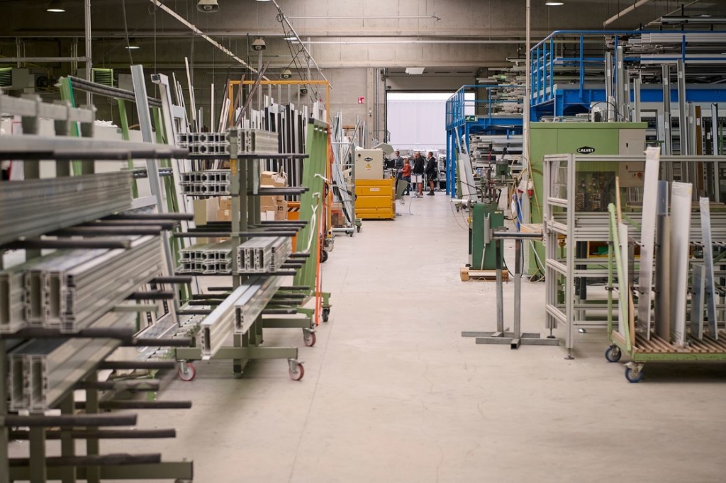 Centre d'usinage d'un fabricant de châssis