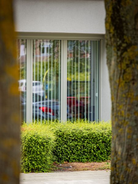 Réalisation de châssis alu Aliplast à Saint-Ghislain